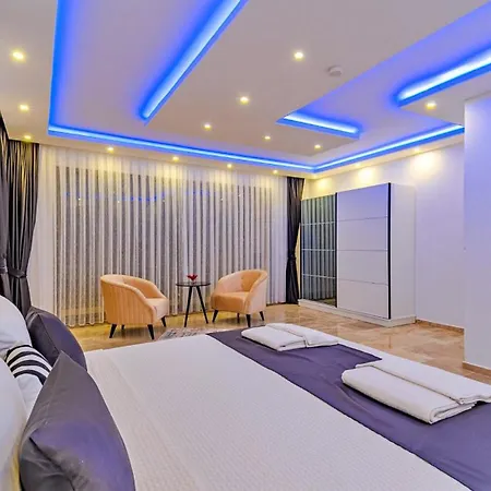Akbel 3 Bedroom - 5921 カルカン