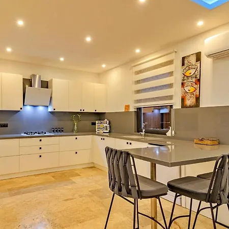 ヴィラ Akbel 3 Bedroom - 5921 *